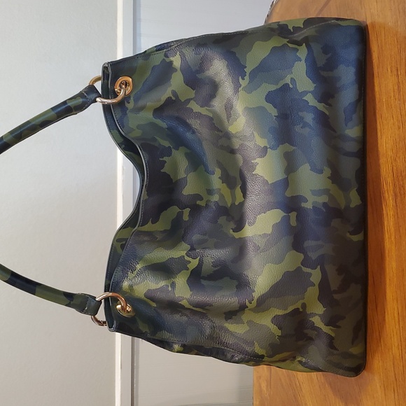 NWOT Mark & Graham Camo Build A Bag - Picture 4 of 12